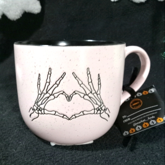 Pink skeleton , heart hands halloween ,  pink halloween mug - Picture 1 of 1